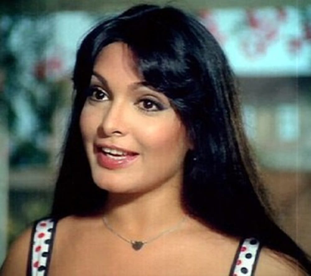 divya bharti parveen bobby meena kumari actress mysterious death will make you heartbroken 