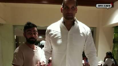 Virat kohli and umesh yadav met the great khali