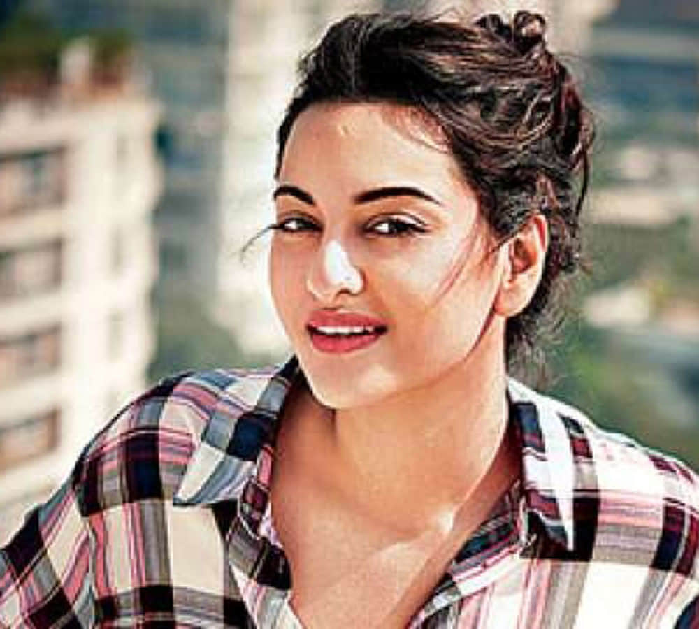 Varun Dhawan to shahid kapoor bollywood celebrities profession before come in film