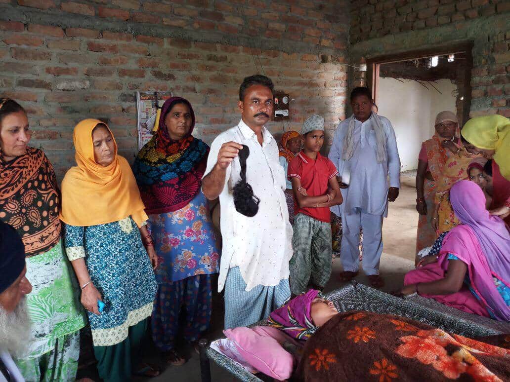 secret open behind hair chopping issue