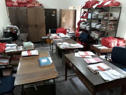 Jammu-Kashmir: If you complain in the President's Secretariat, then the workers will have to pay