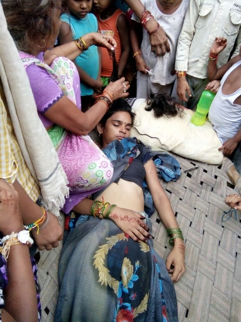 बालिका सहित चार की चोटी कटी