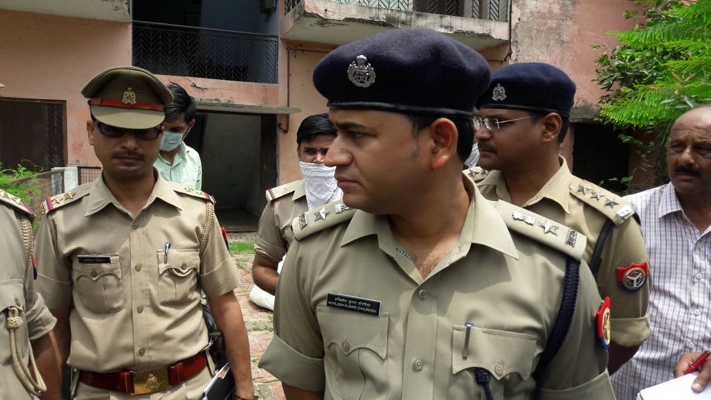 etah police found love affair in junior engineer murder