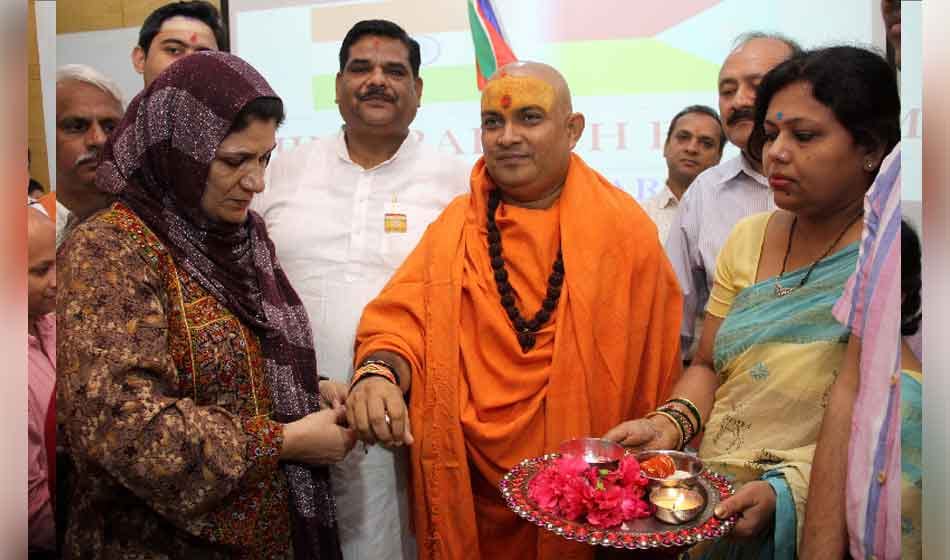 Baloch women terrified by pakistani infiltreation celebrated Raksha Bandhan in delhi