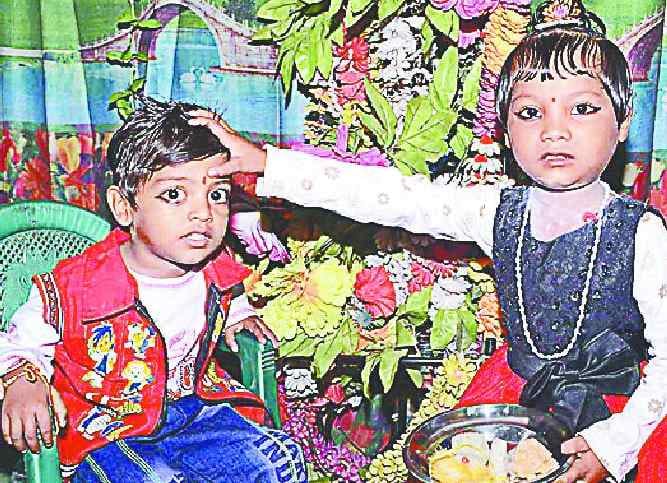 Rakhi damned defense