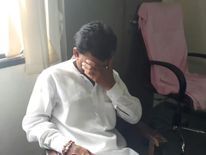 RAS Officer and broker caught by acb jaipur team for taking bribe in jaipur
