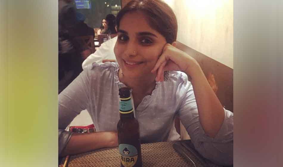 delhi girl share her pic with beer and asked if any one want to join her