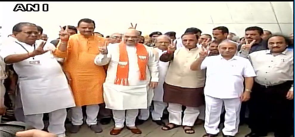 Amit Shah reached Mahatma Mandir In Gandhinagar Gujarat, CM vijay Rupani also there