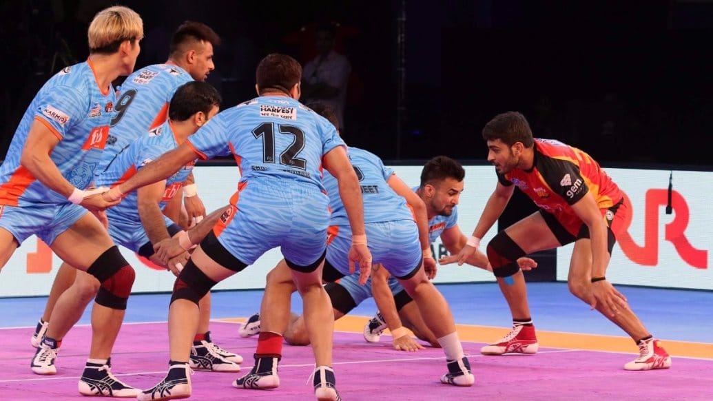 Pro Kabaddi League 2017: Match 20  Bengaluru Bulls beat Bengal Warriors in Nagpur