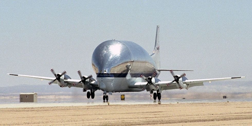 Cargo planes begin pilotless flights in cheef fare