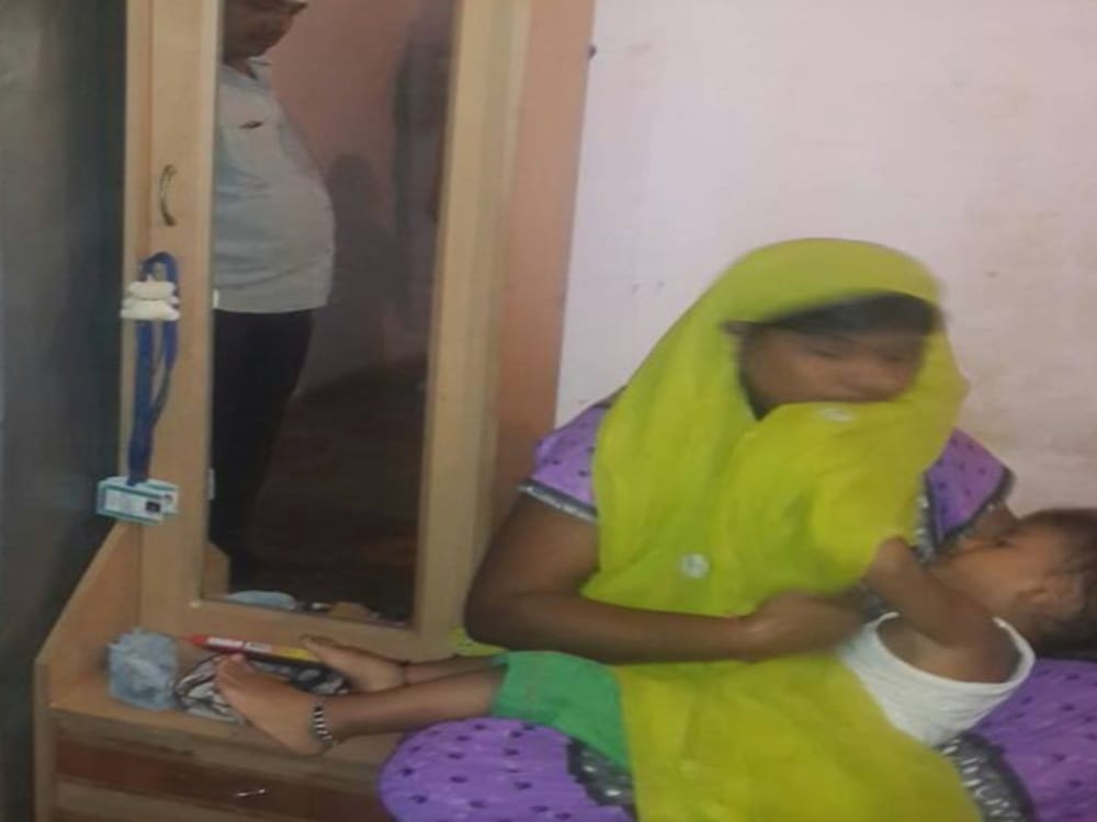 photos of women choti cut during bath in haridwar