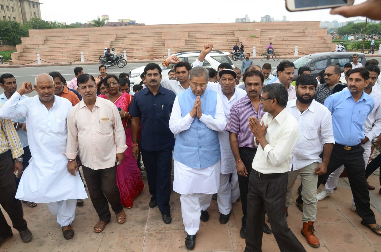 Ghanshyam Tiwari launches campaign against CM