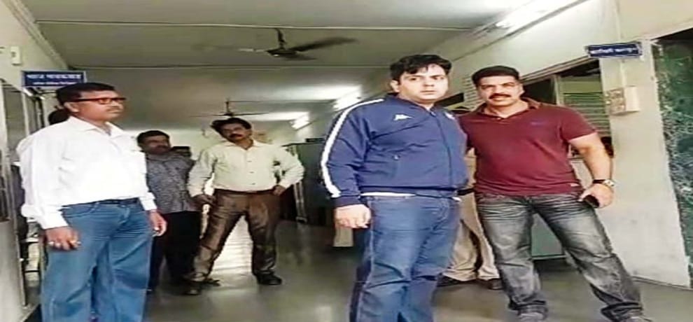 police surprised by the crime of unilateral love with fashion designer