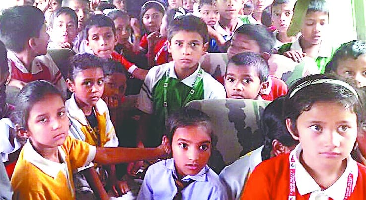 92 children were stabbed in school bus