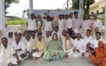 ज्ञापन लेने न पहुंचने पर कांग्रेस ने किया सड़क जाम