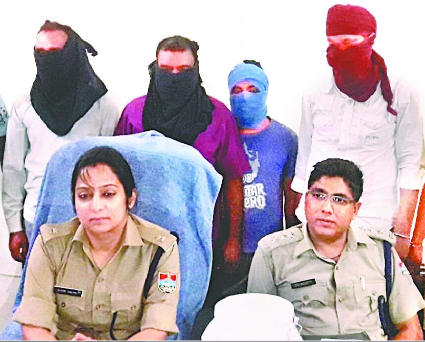 Three kg 750 gm of opium caught