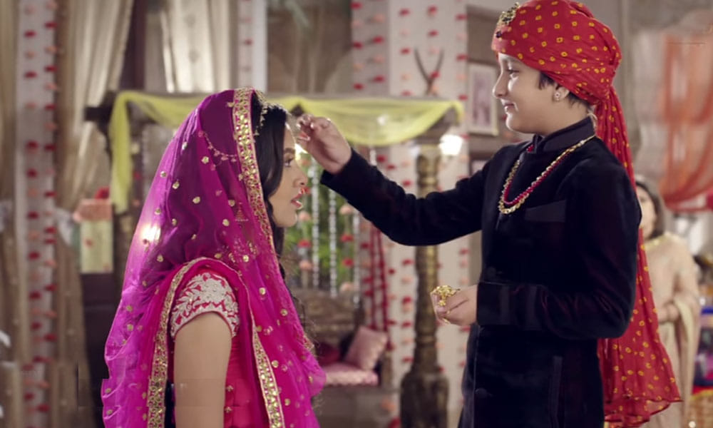 Viewers Signs Online Petition To Ban Serial Pehredaar Piya Ki Petition To Be Sent To Smriti Irani
