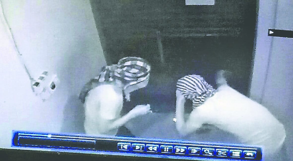 miscreant atm stole plan fail due to siran in piran kaliyar