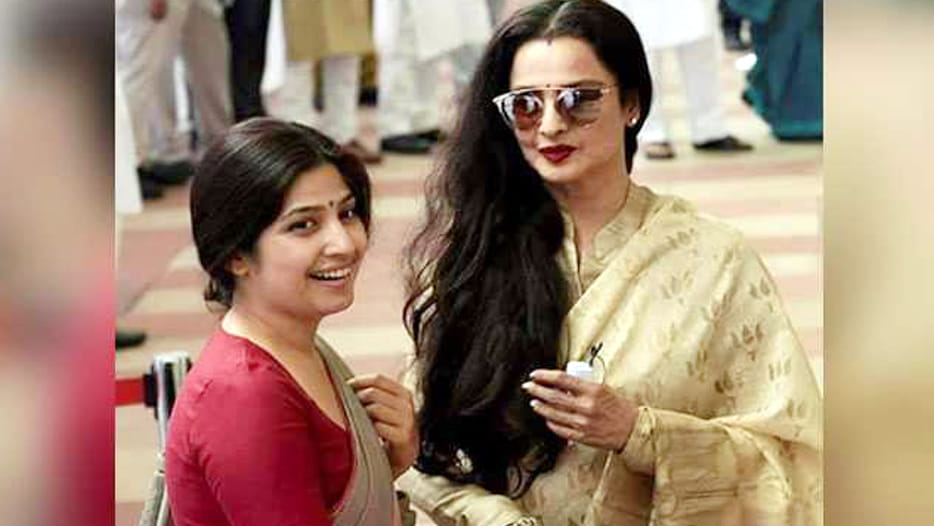 dimple yadav with bollywood actress