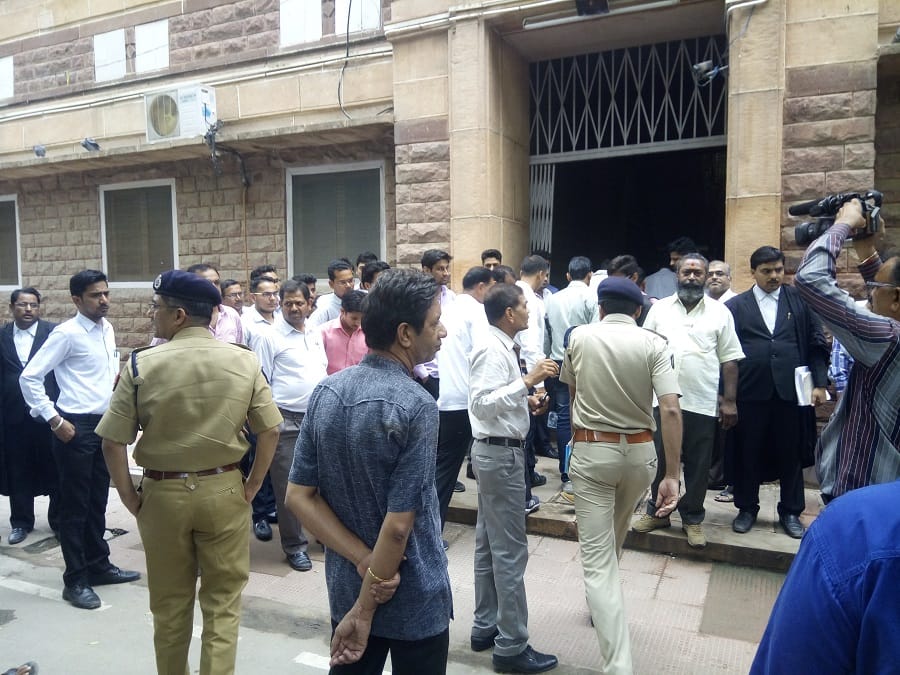 Bullet threatens to blow up the High Court