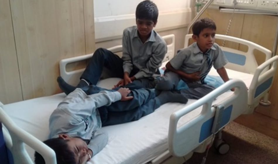 more than fifty students got ill after taking medicine in noida