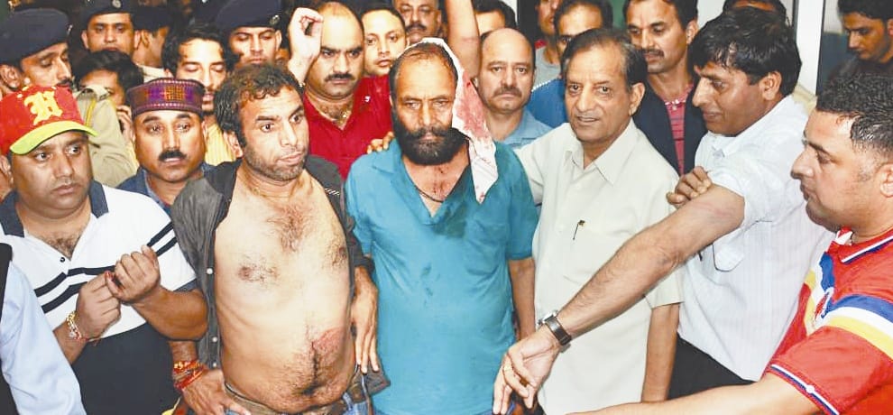 Himachal Kangra lathicharge on gaddi community