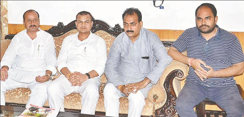 लापरवाह कार्यदायी संस्थाओं के खिलाफ करें कार्रवाई: प्रभारी मंत्री