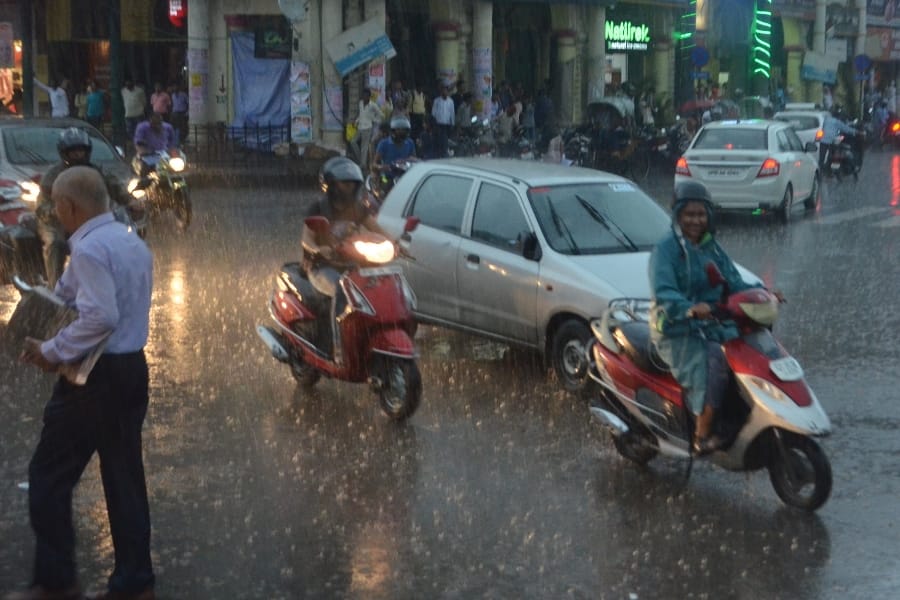 rain continue in Lucknow.