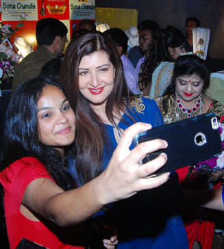 actress Sangeeta Bijlani in kanpur