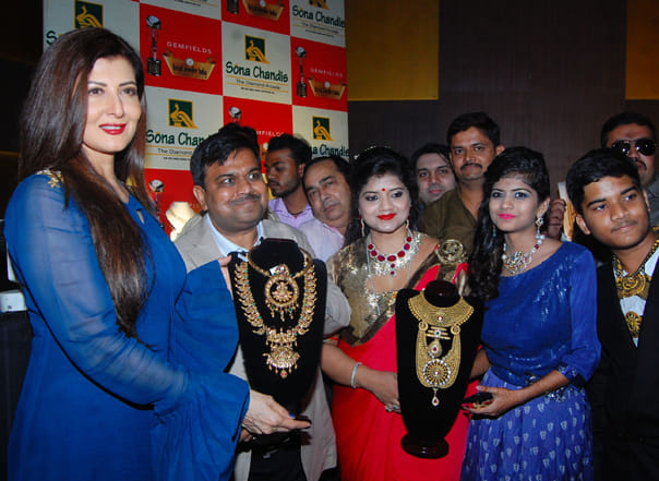 actress Sangeeta Bijlani in kanpur