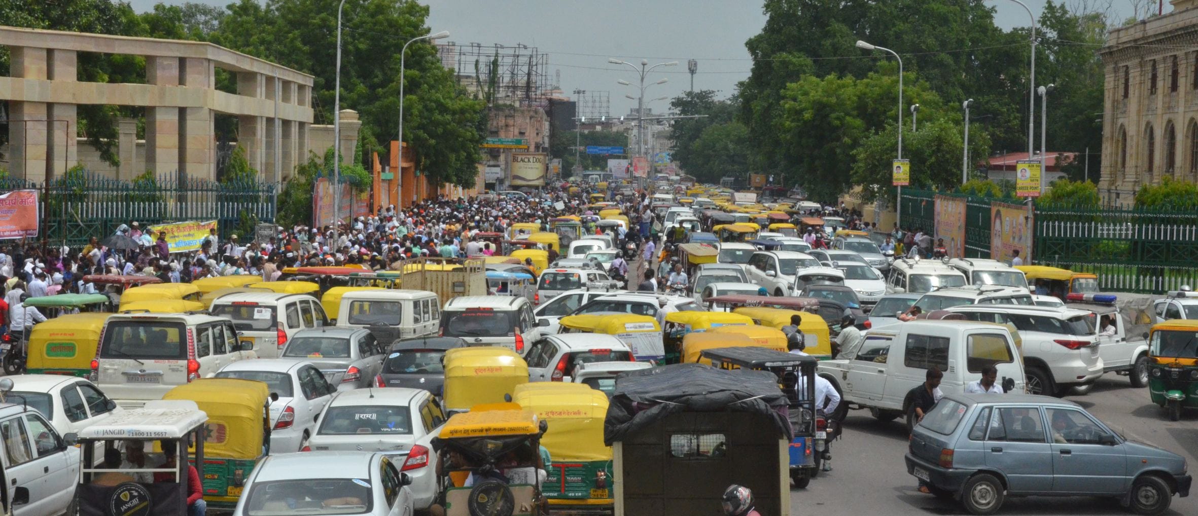 protest of b.ed TET 2011 candidates in lucknow
