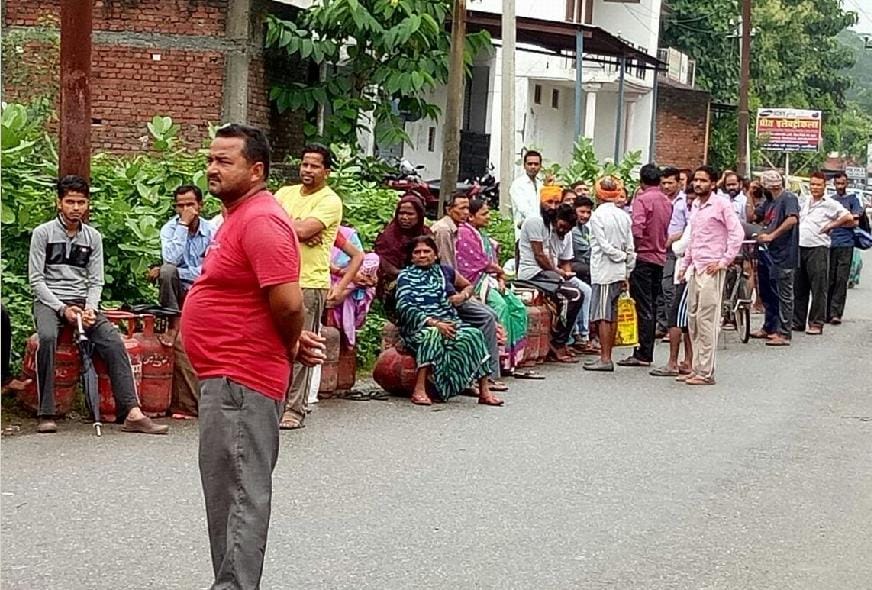40 thousand consumers battling gas crisis