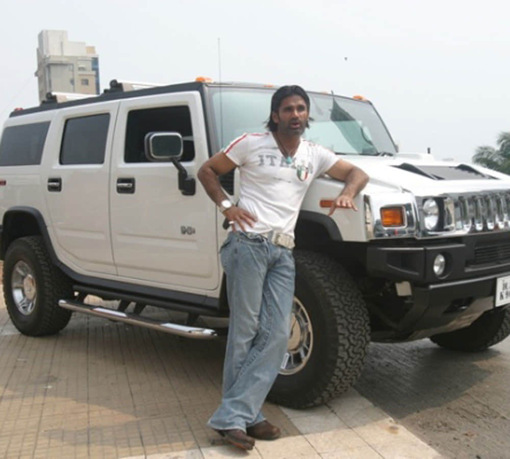 sunil shetty birthday special story and know his lifestyle