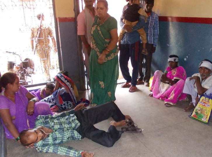 Injured 10 people injured in uncontrolled Magic tree collapsed