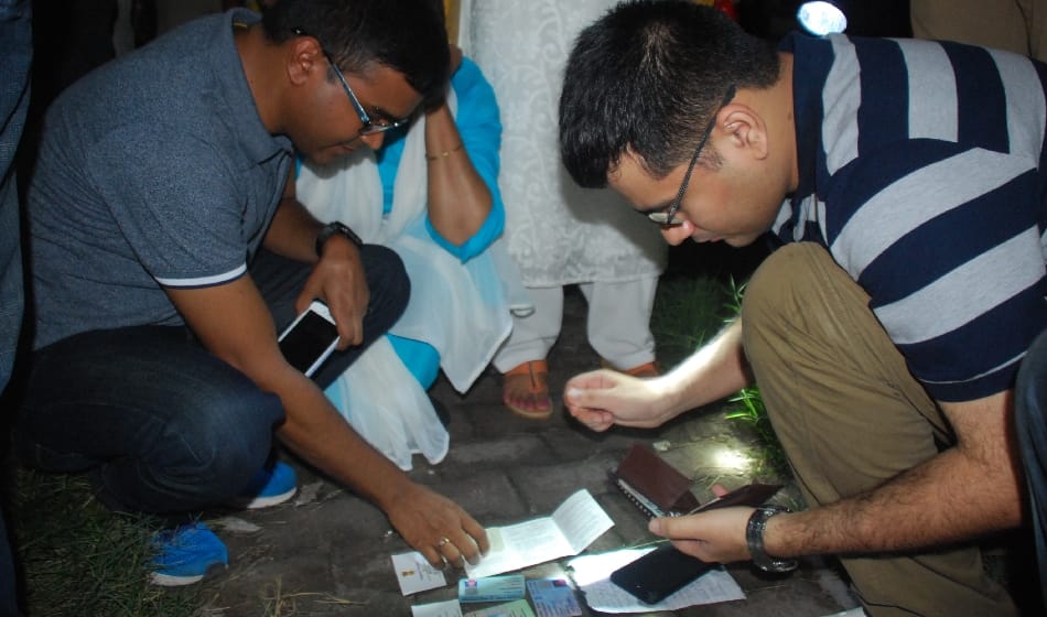 ias mukesh pandey was wondering and talking to himself before suicide in ghagiabad