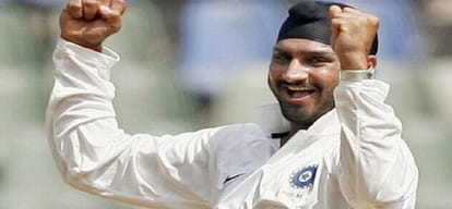 when harbhajan rocked aussies in kolkata teat 