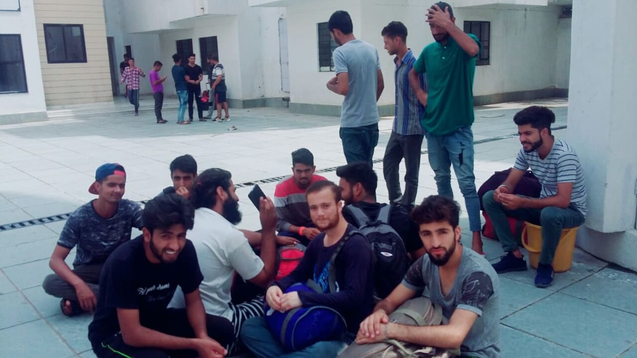 Kashmiri students reach the Ministry of Home Affairs