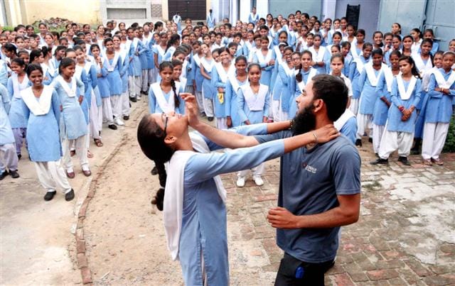 Strong-patriotic daughters will make fearsome India