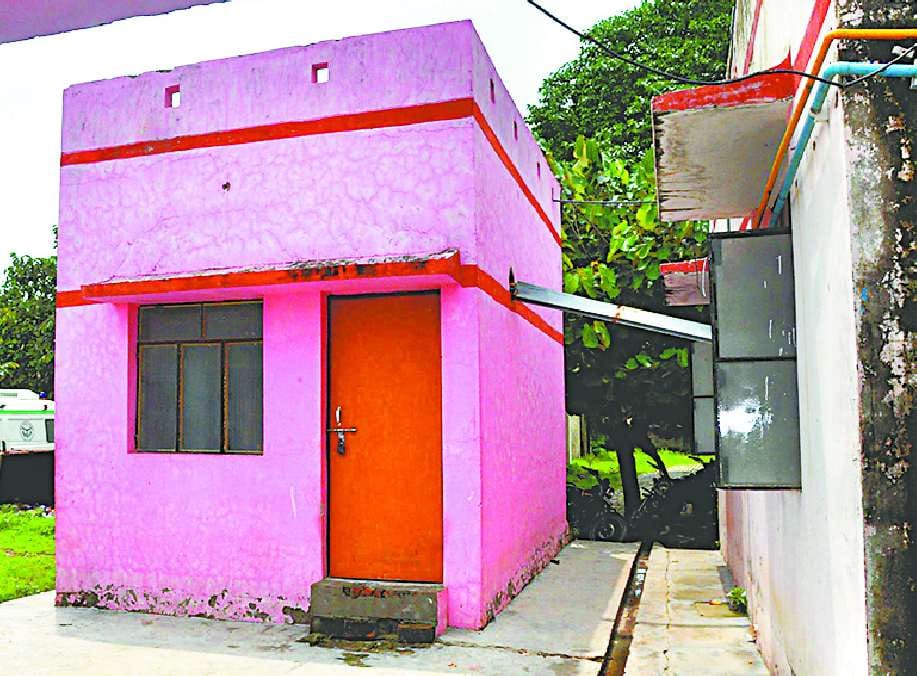 Central oxygen chamber not open from two years