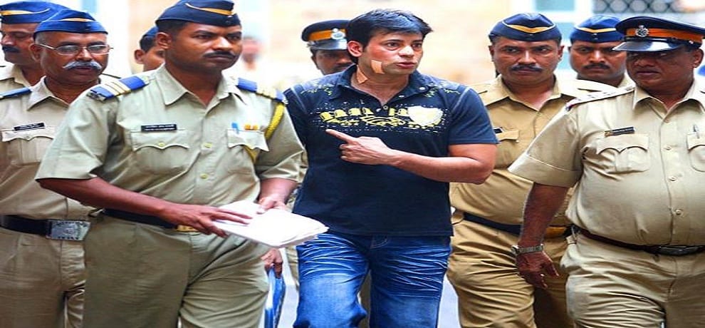 Mafia don Abu Salem talked to mobile in arthur road jail 
