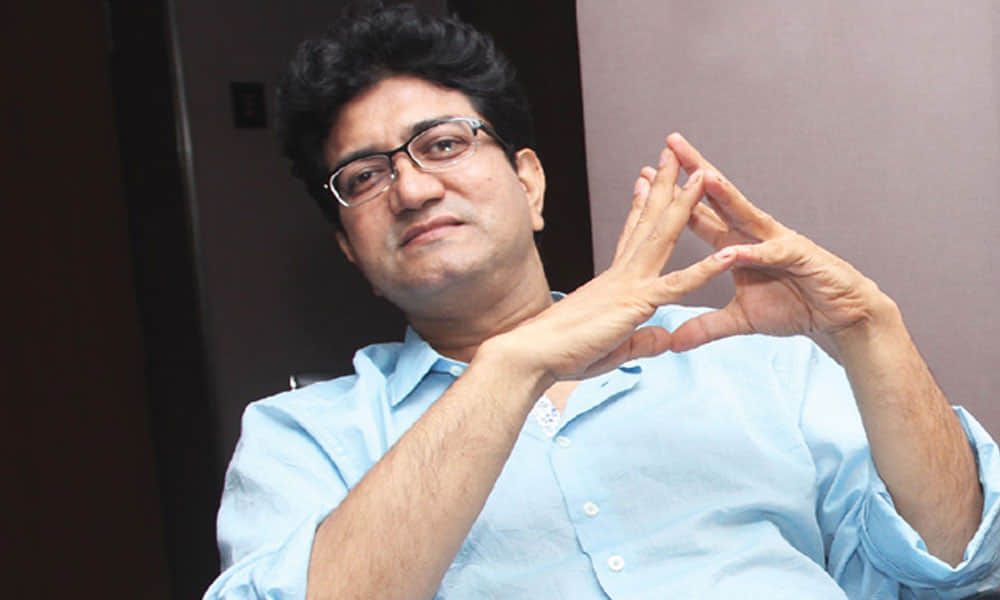 Censor Board New Chief Prasoon Joshi Refuse To Talk About Pahlaj Nihalani