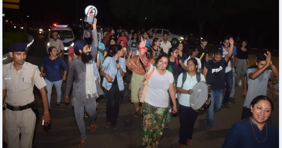 'Bekhauf Azadi March' to protest against Chandigarh stalking case