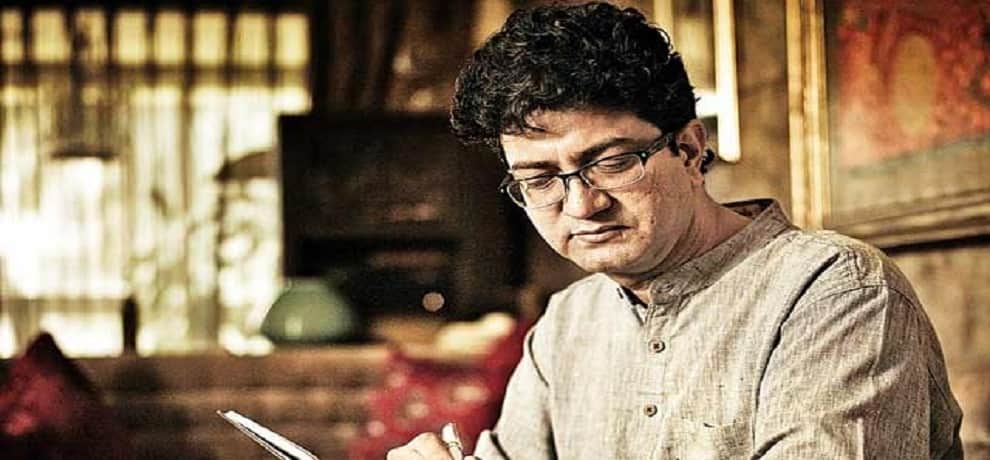Central Board of Film Certification Chief Prasoon Joshi Upset With Pre-Screening Of   Film Padmavati
