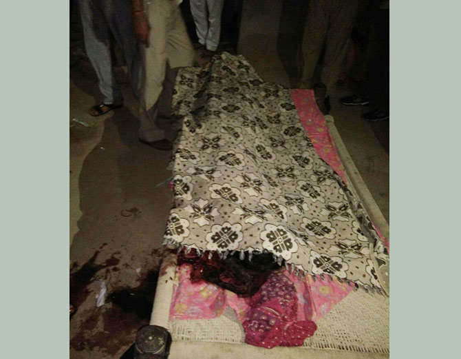 Girl elopes, brother kills sister of husband, mother critical
