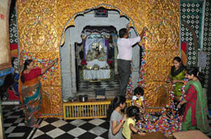 Kesariya shining with Bundeli threat