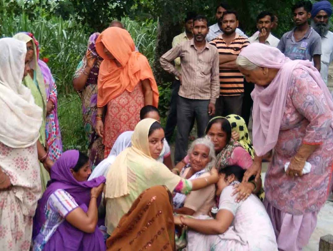 Farmer commits suicide