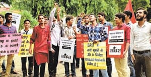 Encounter in the city on the death of children in Gorakhpur