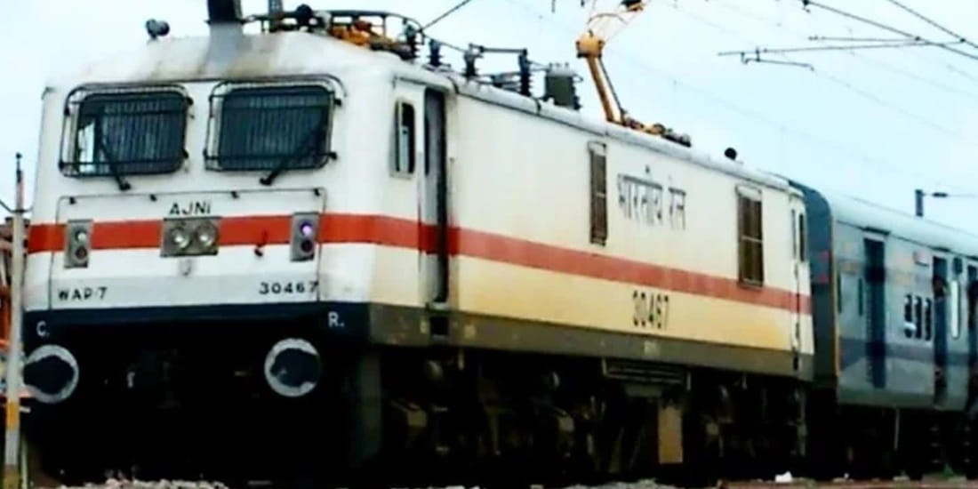 Kanpur-Rae Bareli passenger train escaped from the accident