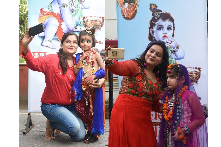 pics of ghar ghar kanha in amar ujala in lucknow3.