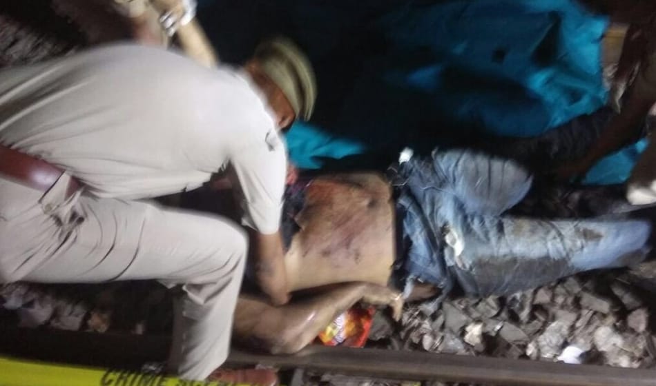 ias mukesh pandey was wondering and talking to himself before suicide in ghagiabad
